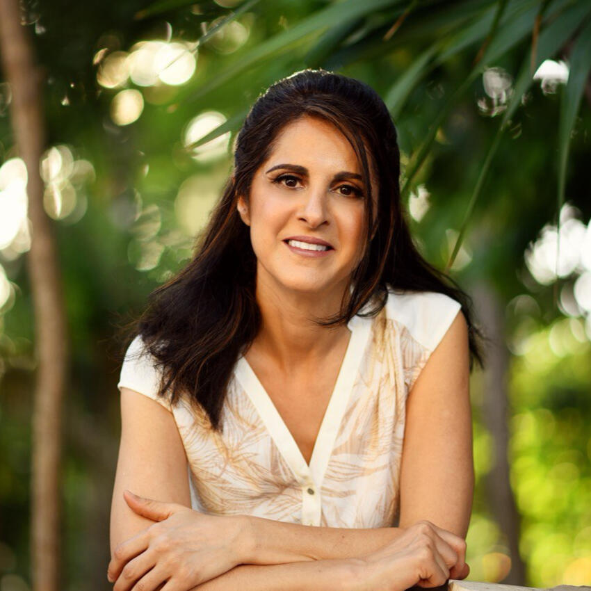 Dr. Mandana Karkan